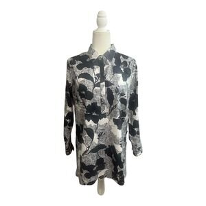 Chicos No-Iron Chic Tunic Shirt Womens US 8 Black White Floral Button Accent